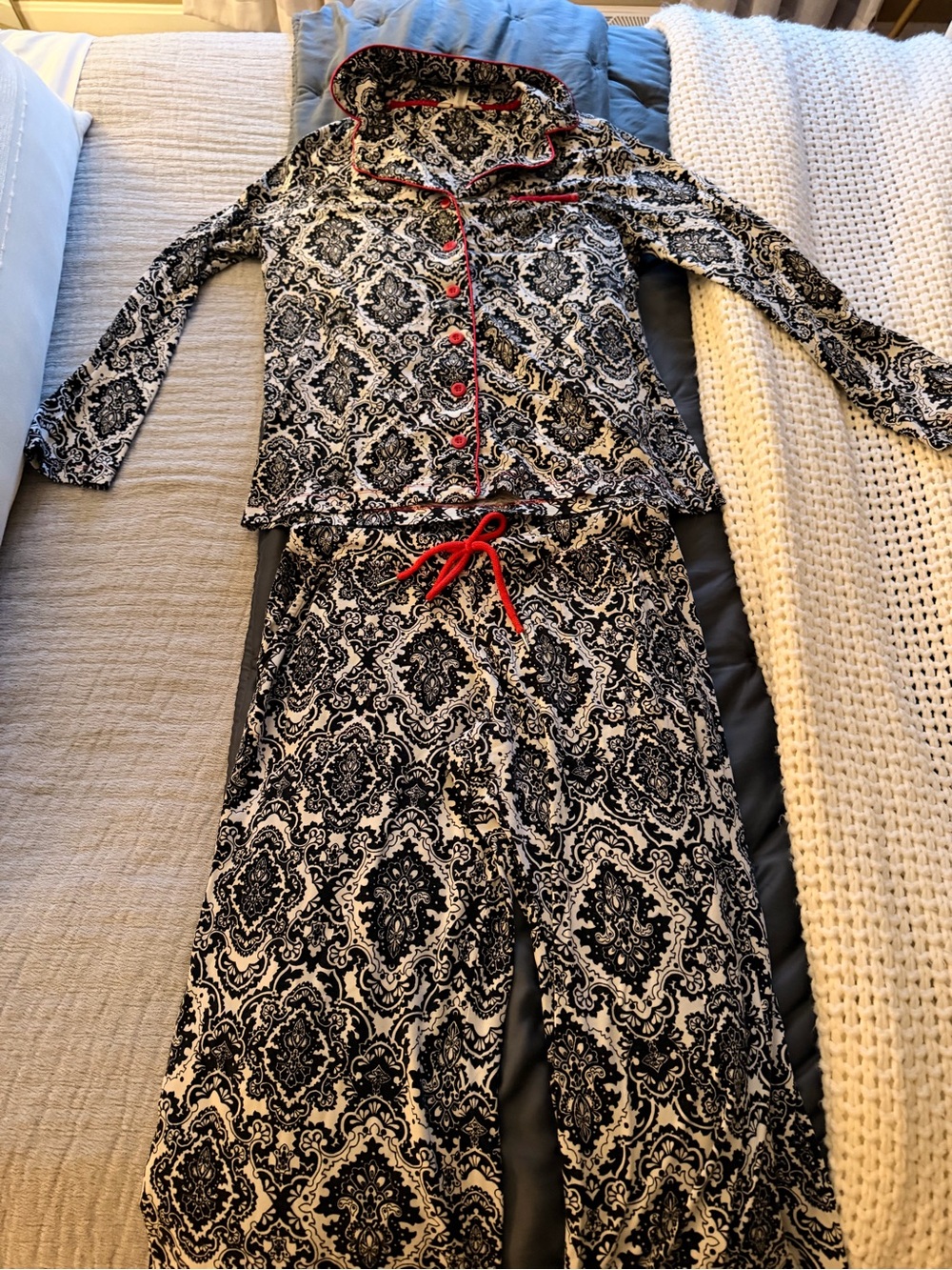 Soma Pajama Set